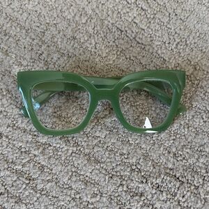 Vince Camuto Green Cat-Eye Reading Glasses +3.00